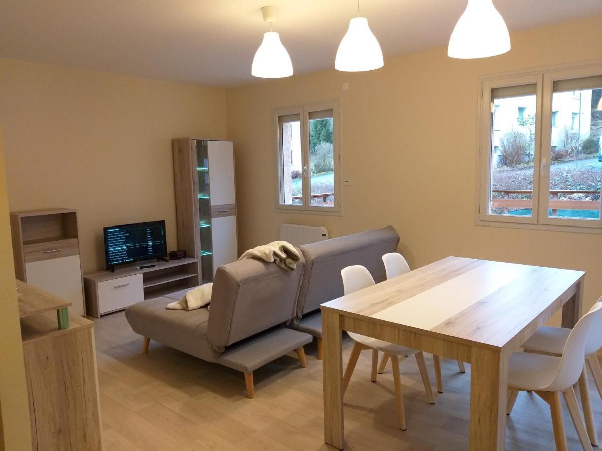 Ferienwohnung Location A.M.I Bellegarde-sur-Valserine Exterior foto