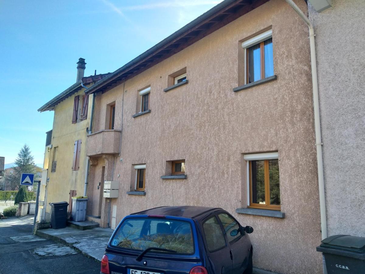 Ferienwohnung Location A.M.I Bellegarde-sur-Valserine Exterior foto
